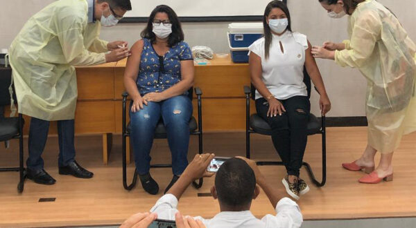 Colatina deve encerrar aplicação da primeira dose das vacinas amanhã