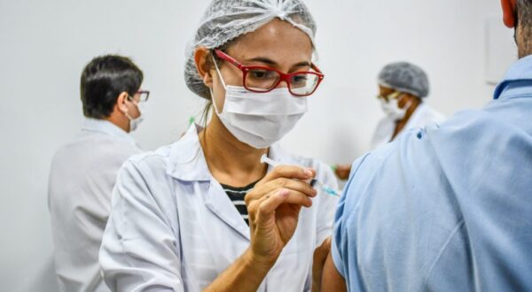 Linhares já vacinou mais de 5 mil pessoas contra a Covid-19