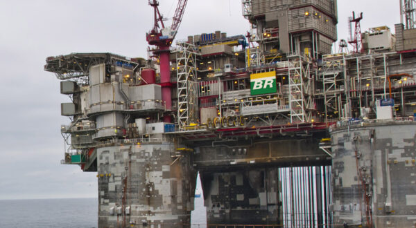 15 empresas do ES participam da Rio Oil & Gas e prospectam negócios