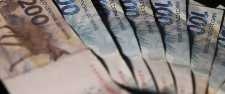 Governo anuncia R$ 30 bi em crédito para setores afetados por tarifaço Governo anuncia R$ 30 bi em crédito para setores afetados por tarifaço