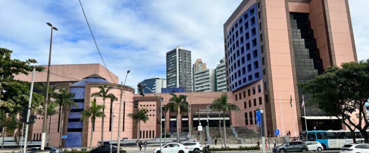 ALES: Câmaras municipais têm acesso a plataforma jurídica