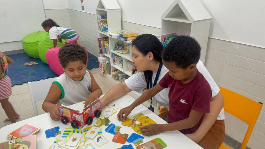 Municípios de Cariacica e Serra recebem melhorias do projeto Escola Transforma