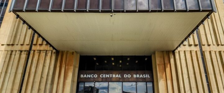 Banco Central: setor público registra déficit de 0,4% do PIB em 2024