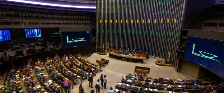 Três candidatos à presidência da Câmara Federal