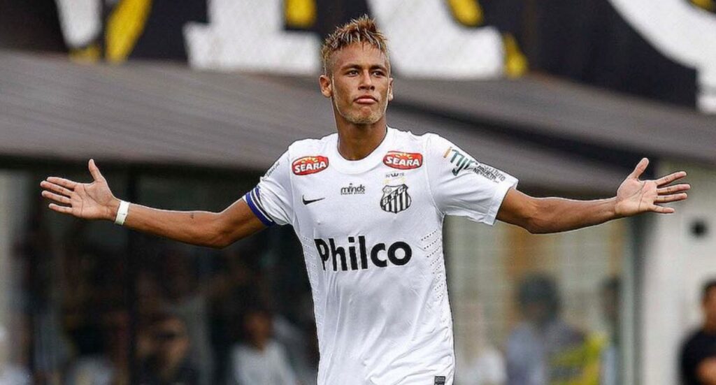 Neymar volta ao Santos com salário milionário