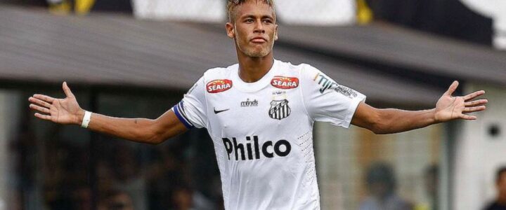 Neymar volta ao Santos com salário milionário