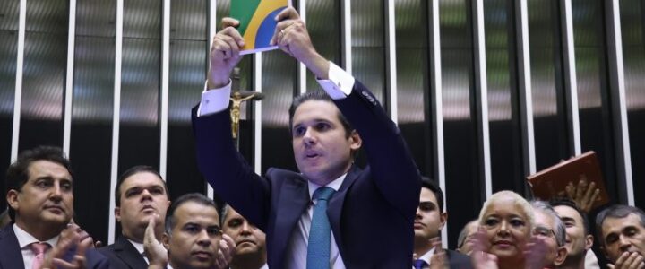 Presidente da Câmara, Hugo Motta defende a democracia e a transparência do gasto público