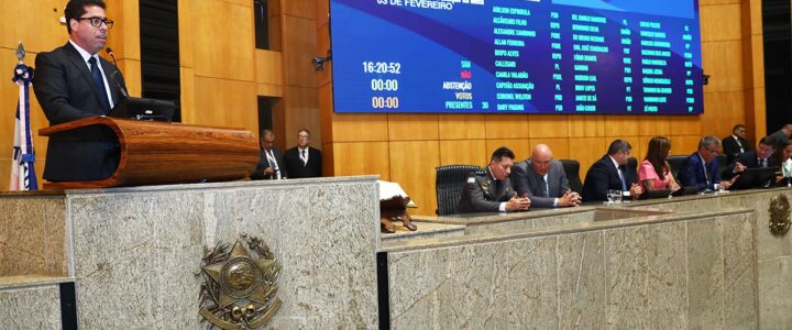 Marcelo Santos discursa por união, respeito e transparência