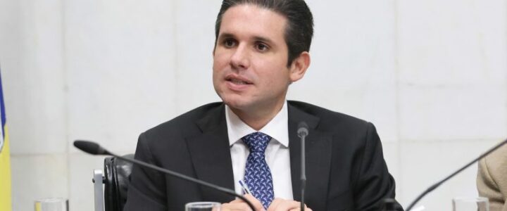 Motta defende derrubada do IOF pelo Congresso e critica polarização do “nós contra eles”