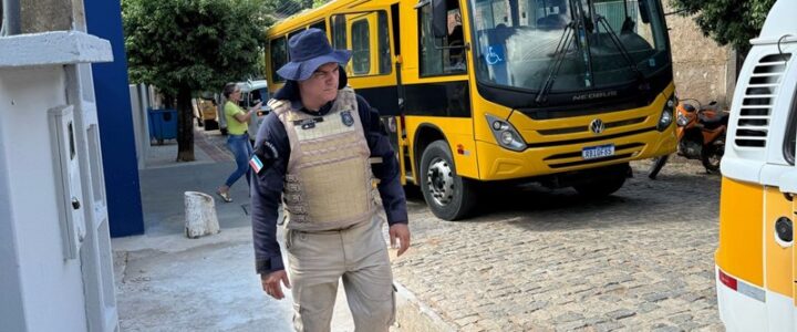 Detran|ES lança cartilha com orientações sobre o Transporte Escolar para os municípios Detran|ES lança cartilha com orientações sobre o Transporte Escolar para os municípios