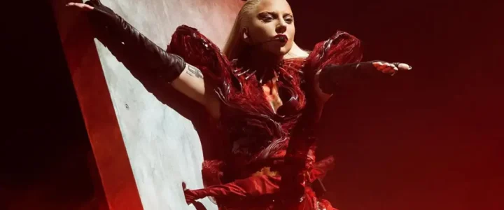Show de Lady Gaga sem chuva e madrugada fria Show de Lady Gaga sem chuva e madrugada fria