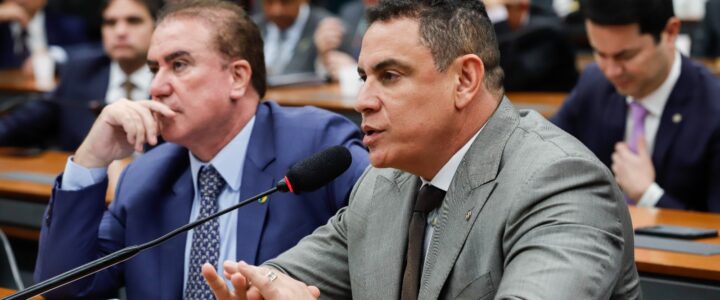 Projeto para ampliar a imunização contra a meningite pelo SUS Projeto para ampliar a imunização contra a meningite pelo SUS