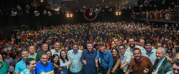 Prefeito de Cariacica faz megaevento para consolidar apoio a Ricardo Ferraço em 2026 Prefeito de Cariacica faz megaevento para consolidar apoio a Ricardo Ferraço em 2026