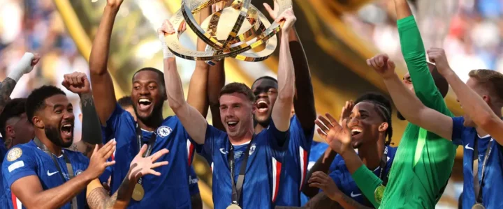 Chelsea derrota PSG para conquistar o mundo