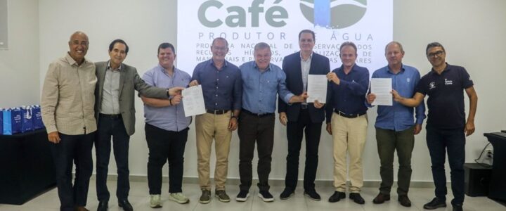 ES avança no desenvolvimento sustentável da cafeicultura com integração ao Programa Café Produtor de Água
