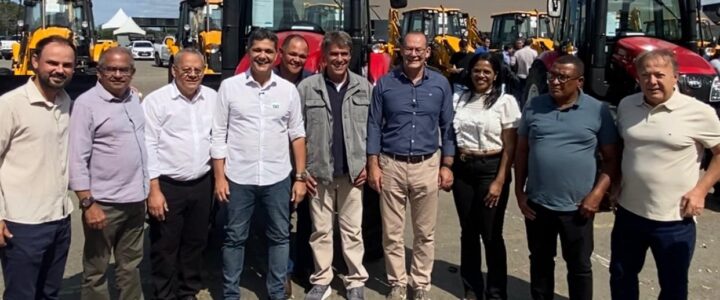 Cidades da Bacia do Rio Doce são contempladas com máquinas agrícolas pelo Governo do ES