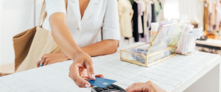 Inadimplência capixaba cai e 70 mil pessoas pagam dívidas em atraso