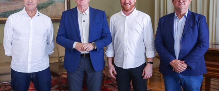 Governo do ES anuncia reajuste salarial para professores e agentes de suporte educacional