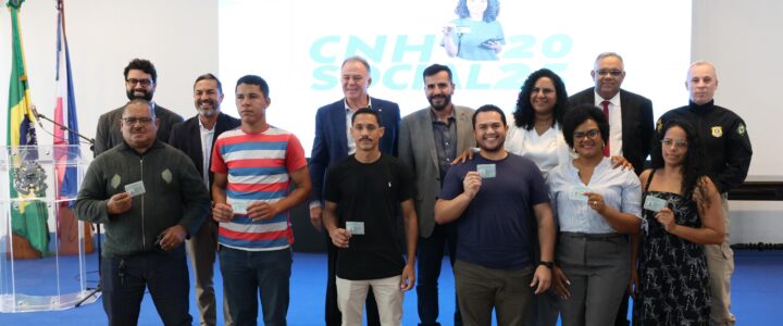 Governo do ES lança inscrições para 3.500 novas vagas no CNH Social