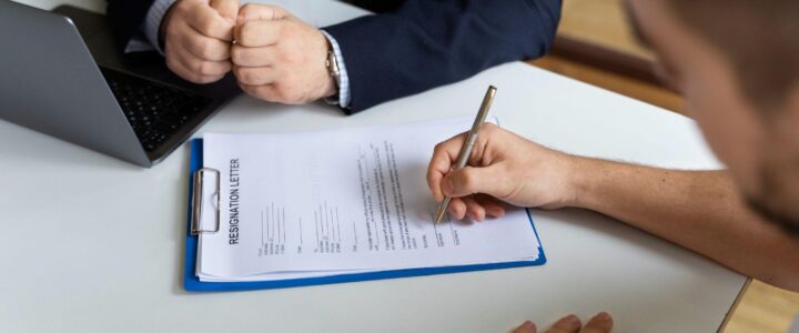 53% das empresas admitem ter feito contratações erradas no último ano