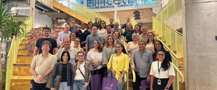 Educadores capixabas viajam até a Coreia do Sul para conhecer modelo educacional que é destaque em rankings internacionais Educadores capixabas viajam até a Coreia do Sul para conhecer modelo educacional que é destaque em rankings internacionais