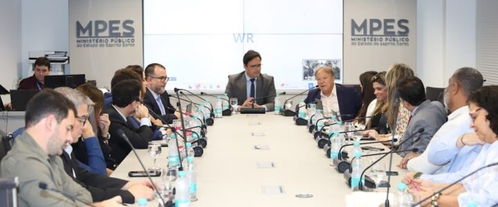 Governo do ES e Ministério Público debatem projetos para recuperação da Bacia do Rio Doce