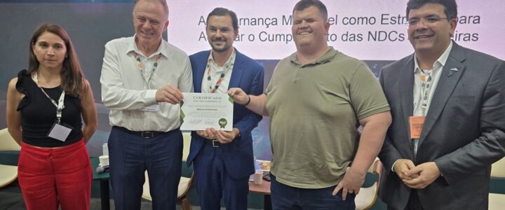 Governo do ES entrega primeiro Selo Descarboniza-ES e formaliza acordo com Aliança Verde Argentina