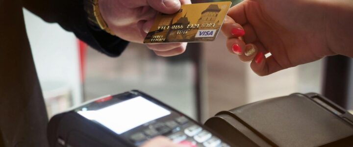 Cresce a capacidade de pagamento de dívidas das famílias capixabas Cresce a capacidade de pagamento de dívidas das famílias capixabas