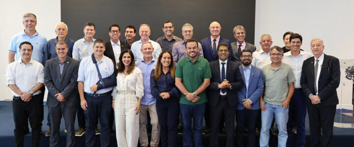 Deputados e governador do ES alinham pautas finais do ano legislativo