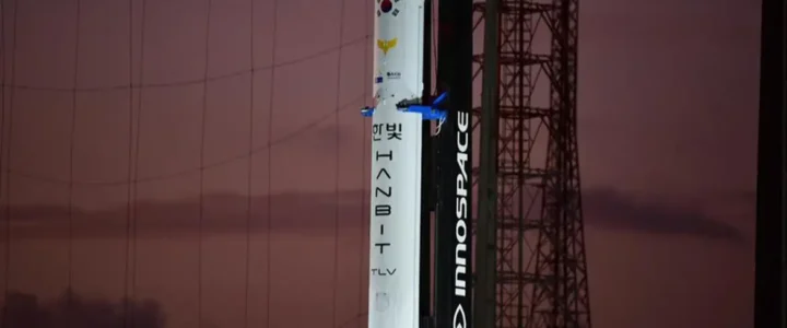 Foguete explode ao decolar na Base de Alcântara, no Maranhão