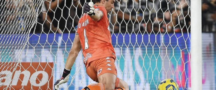 Corinthians e Vasco avançam nos pênaltis e decidem a Copa do Brasil