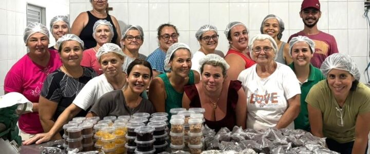 Agricultores transformam cacau em dez produtos em curso do Incaper Agricultores transformam cacau em dez produtos em curso do Incaper