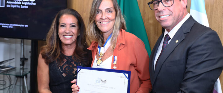 Assembleia do ES homenageia equipe que pesquisa polilaminina