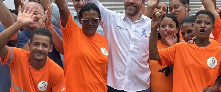 ASCCOR ganha novo caminhão para fortalecer coleta seletiva em Colatina