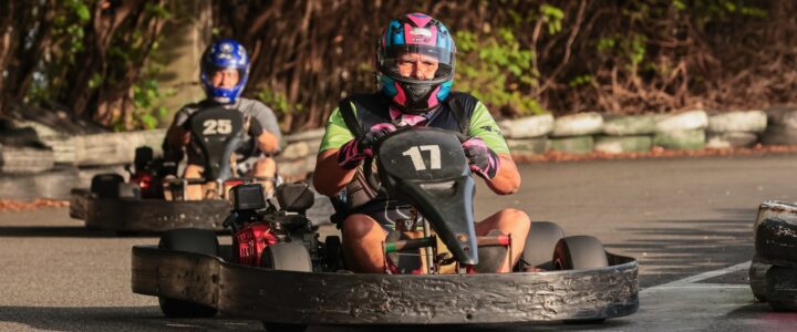 Seis meses após cirurgia, piloto capixaba de 61 anos volta às pistas na Copa Verão de Kart em Vitória