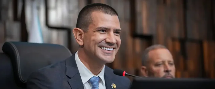 Douglas Ruas é eleito presidente da Assembleia Legislativa do RJ