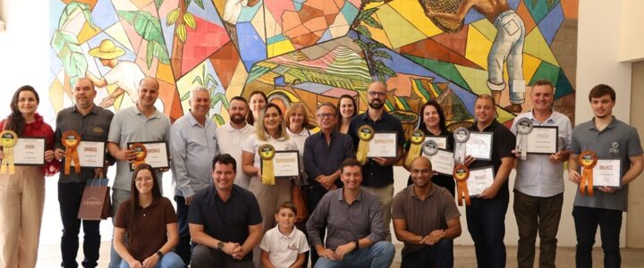 Seag entrega certificados a queijarias capixabas premiadas no Mundial do Queijo do Brasil