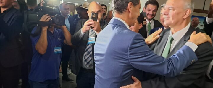 Posse de Ricardo reúne autoridades e público na Assembleia Legislativa do ES