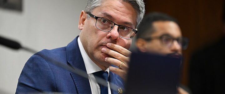 CPI: Alessandro Vieira pede indiciamento do PGR e de ministros do STF