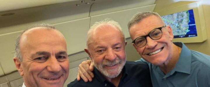 Presidente Lula participa de encontro de pontos de cultura e entrega veículos da saúde no Espírito Santo
