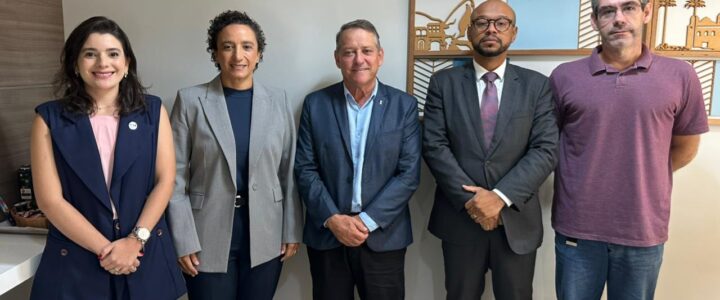 OAB-ES e Amunes firmam parceria inédita para contribuir com gestão jurídica dos municípios capixabas