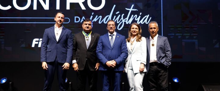 Encontro da Indústria: FINDES homenageia lideranças que impulsionam o desenvolvimento do ES e do Brasil 