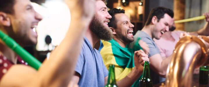 Copa de 2026 deve movimentar R$ 2,42 bi em bares e restaurantes