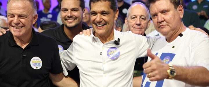 Aclamado por multidão, Ricardo é confirmado à reeleição destacando “Pacto com o Futuro”
