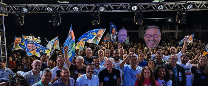 Com mais de 3 mil pessoas, Tyago Hoffmann lança candidatura a deputado federal em evento no Álvares Cabral